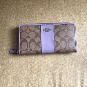 Coach wallet